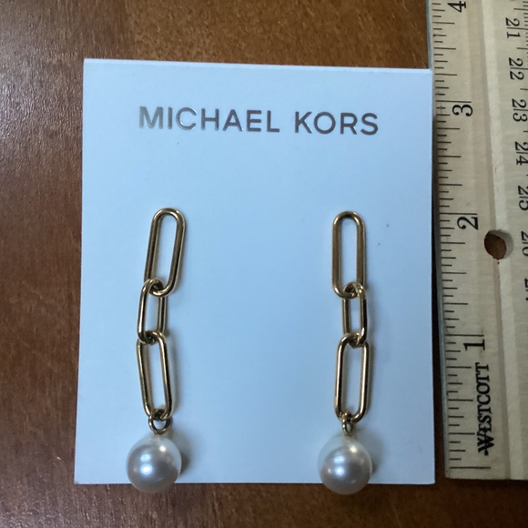 Michael Kors Pearl Links Earrings New With Tag - Picture 1 of 5